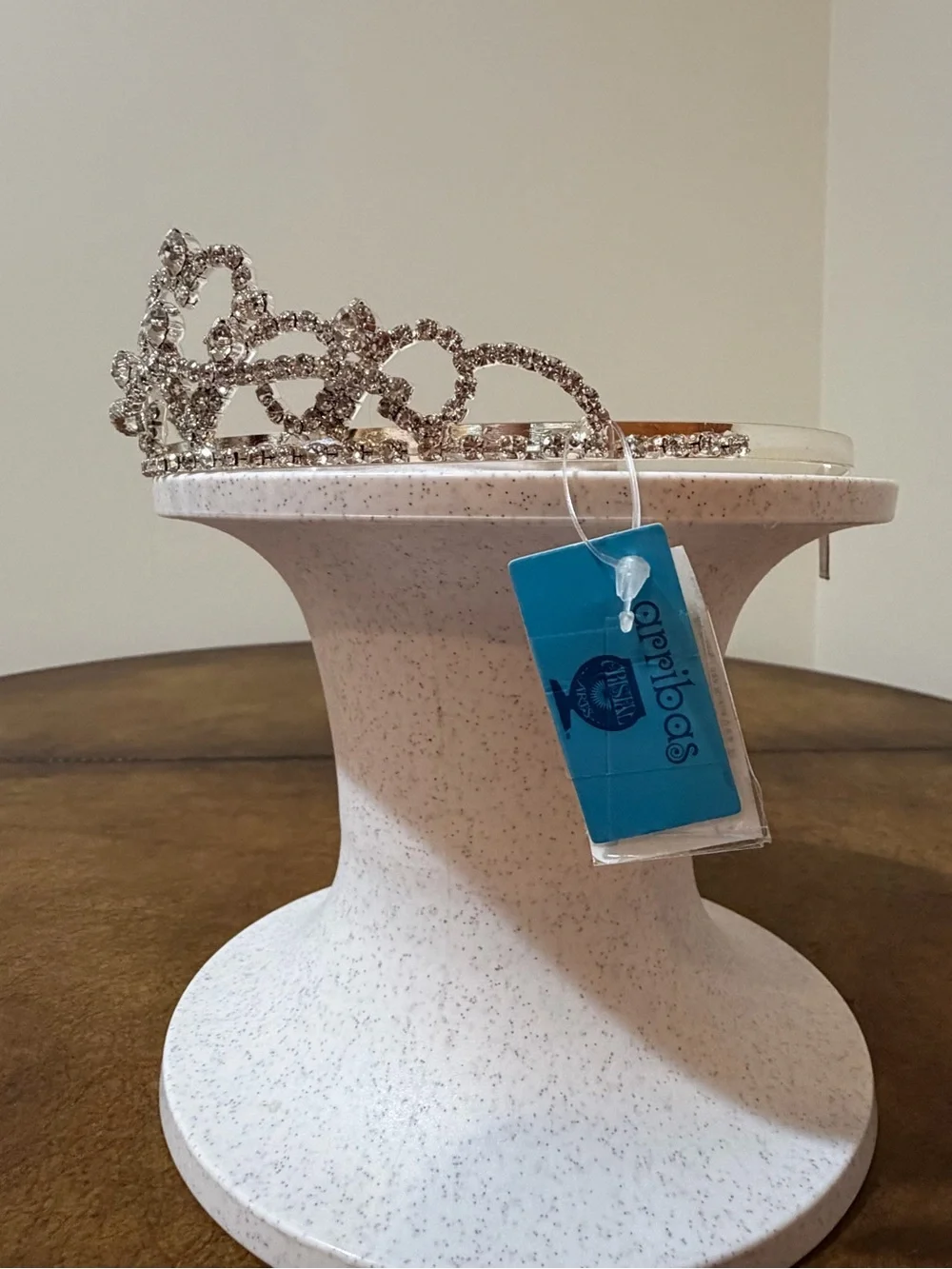 NEW WITH TAGS AUTHENTIC ARRIBAS DISNEY PRINCESS WEDDING PARTY TIARA WITH COMBS